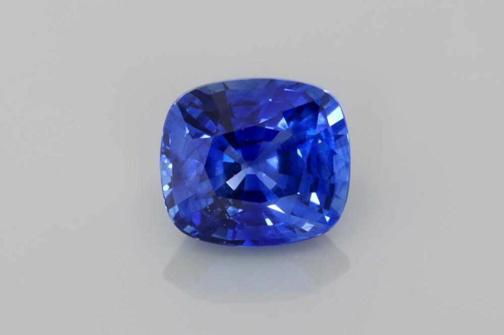 Sapphire Oval Cut – 1.37 Ct